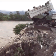 1699409744367.gif