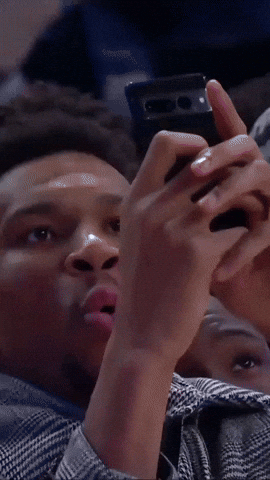 1744865705641.gif