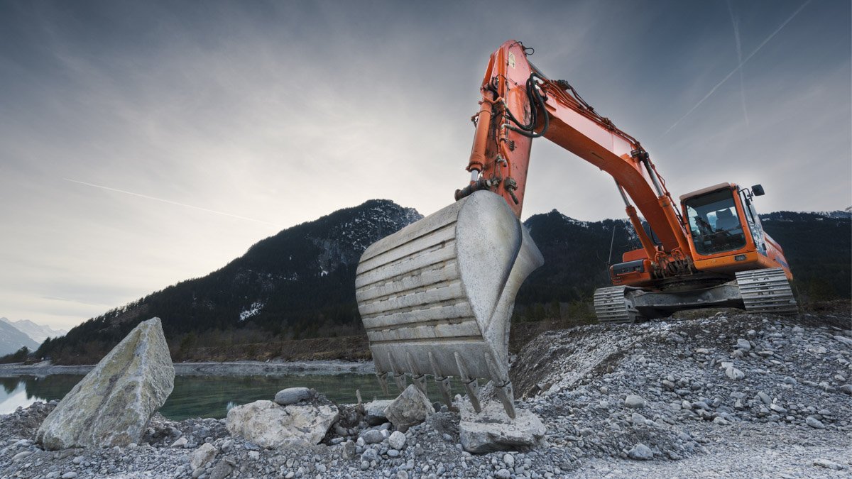 gruva_mineraler_gravmaskin.jpg