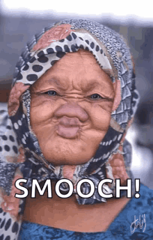 smooch-blow-kiss.gif