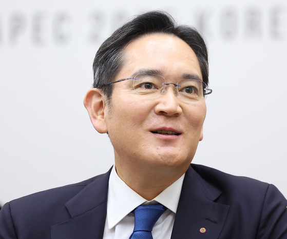 Samsung Electronics Executive Chairman Lee Jae-yong speaks at the APEC CEO Summit held in Gyeongju, North Gyeongsang, on Oct. 31. [YONHAP]